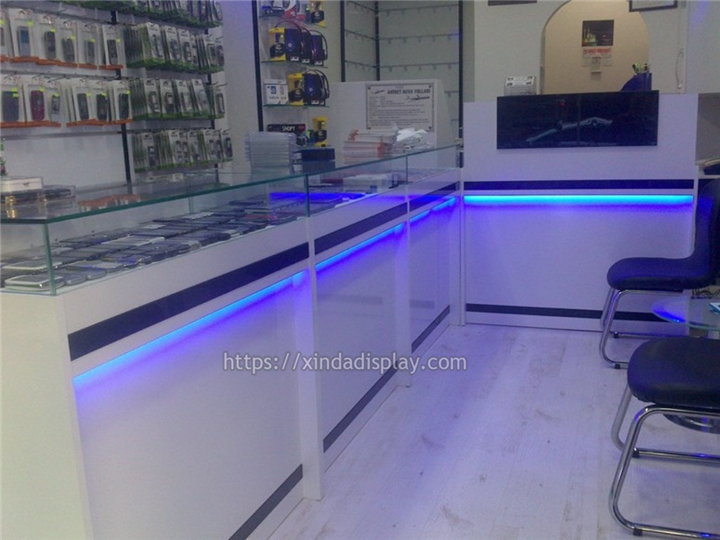 Source Wholesale Cell Phone Furniture Showcase Accessories Glass On  Decoration Table To Display Phone Shop Design Mobile Counter on  m.alibaba.com